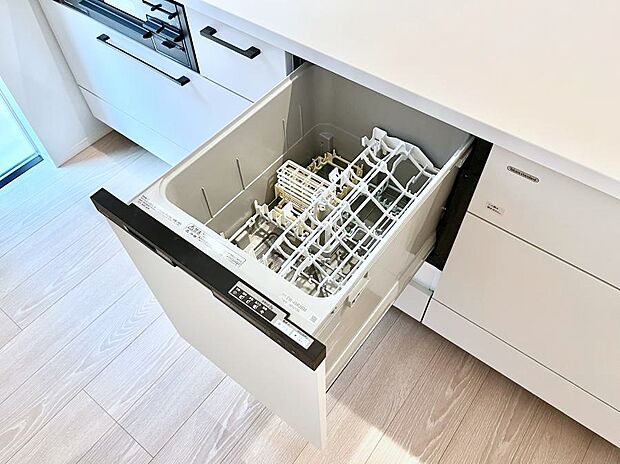 面倒なお片づけは食洗機にお任せ!家事の負担が減って、時間にも気持ちにもゆとりができます。