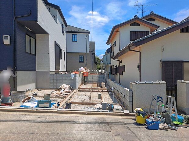 ◆2号棟◆~Exterior~ 閑静な住宅地で子育て家族にピッタリ。毎日のお散歩も快適な緑に恵まれたエリアで、自然に包まれた穏やかな暮らしを実現するための、ゆとりある住環境が整っています。