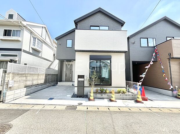 ◆1号棟◆～Exterior～　首都圏で憧れのスローライフ♪緑に囲まれた土地は都会の喧騒を忘れられそう。四季を通じて自然と触れ合えるスポットが周辺には盛りだくさん！住みたくなる家。暮らしたい町。