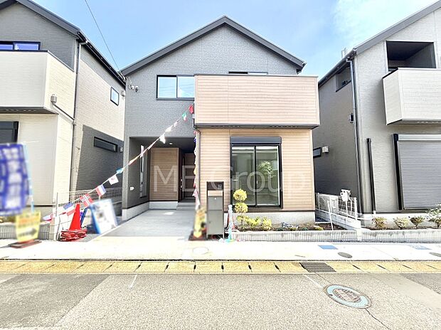 ◆2号棟◆～Exterior～　JR総武本線「新検見川」駅より徒歩10分！駅近の利便性と豊かな自然を享受する住環境のもと、彩り豊かな快適な暮らしは家族を笑顔にしてくれそうです。