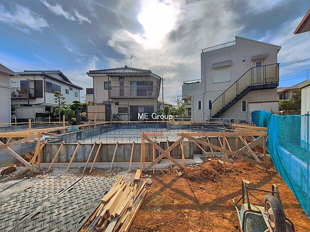 ◆1号棟◆~Exterior~ 首都圏で憧れのスローライフ♪緑に囲まれた土地は都会の喧騒を忘れられそう。四季を通じて自然と触れ合えるスポットが周辺には盛りだくさん!