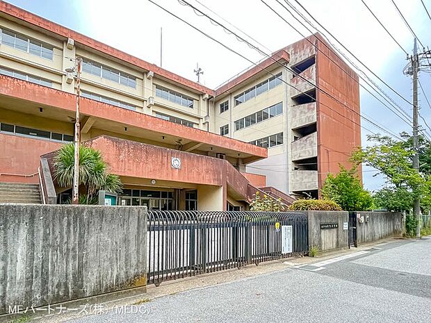 小学校 550m 松戸市立旭町小学校