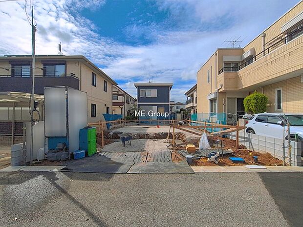 ~Exterior~ 閑静な住宅地で子育て家族にピッタリ。毎日のお散歩も快適な緑に恵まれたエリアで、自然に包まれた穏やかな暮らしを実現するための、ゆとりある住環境が整っています。