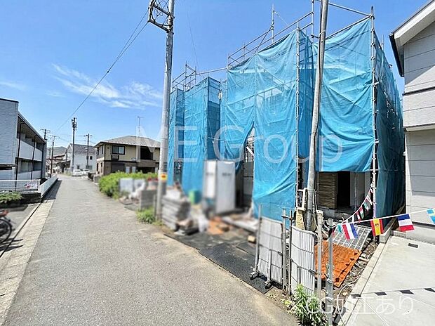 前面道路はきちんと整備されています