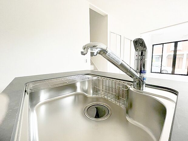◆2号棟◆いつでも清潔なおいしいお水を。一つの水栓で水道水と浄水を使い分け。