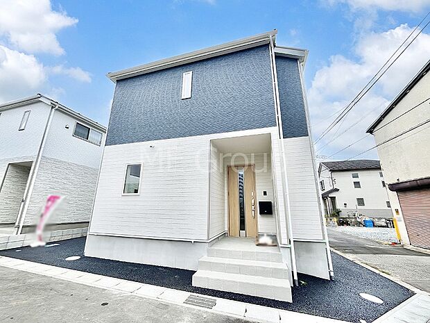 たっぷりの陽光と心地よい風が舞い込む住まい