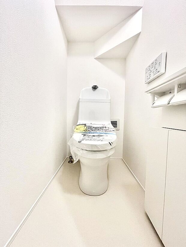トイレは安心の2箇所！朝のバタバタも一安心です。 