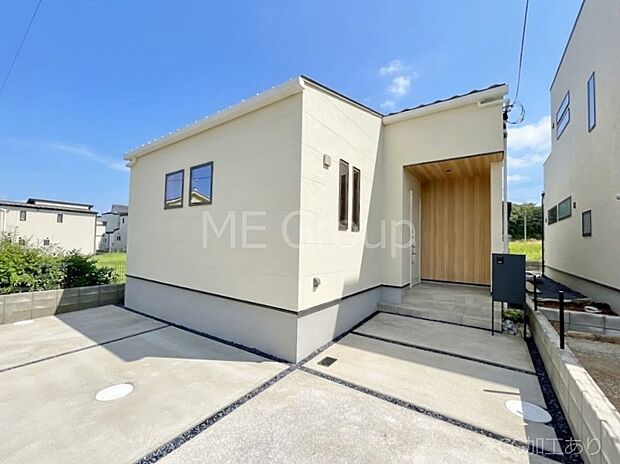 ◆3号棟◆～Exterior～　確かな技術で築かれた家は、その細部に至るまで、お客様の暮らしを想う心づかいが息づいています。その想いは、日々の安心と快適さとなってお客様の暮らしを包み込みます。