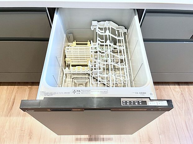 ◆1号棟◆面倒なお片づけは食洗機にお任せ!家事の負担が減って、時間にも気持ちにもゆとりができます。