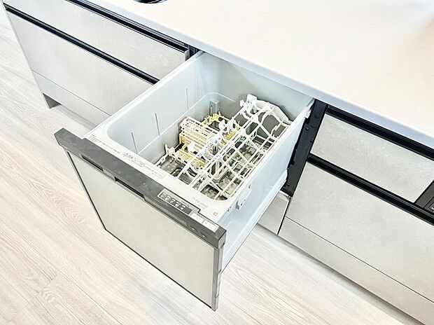 面倒なお片づけは食洗機にお任せ!家事の負担が減って、時間にも気持ちにもゆとりができます。