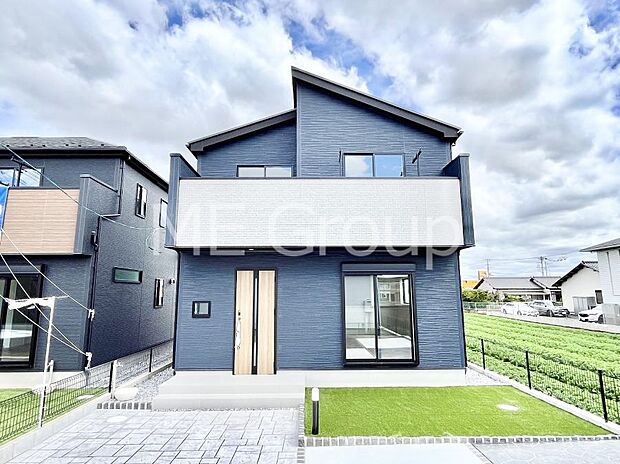 たっぷりの陽光と心地よい風が舞い込む住まい