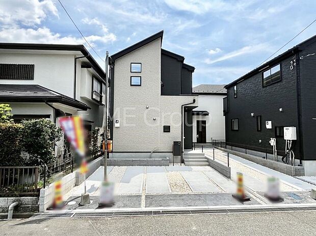 たっぷりの陽光と心地よい風が舞い込む住まい
