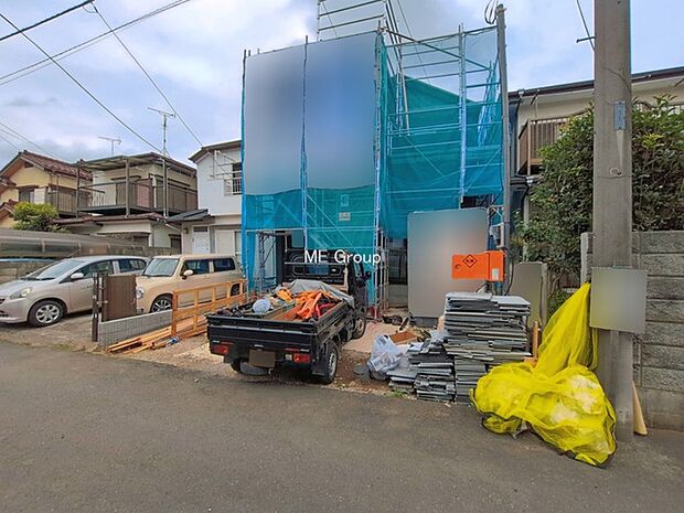 ~Exterior~ 閑静な住宅地で子育て家族にピッタリ。毎日のお散歩も快適な緑に恵まれたエリアで、自然に包まれた穏やかな暮らしを実現するための、ゆとりある住環境が整っています。