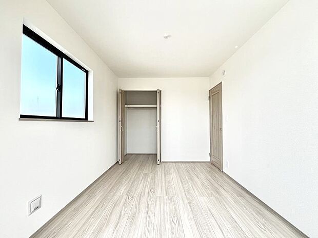 収納が充実しているので居住スペースを広々使えます