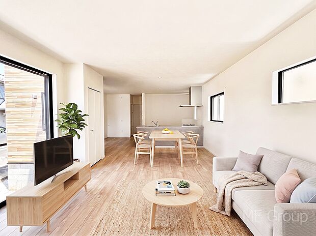 ◆1号棟◆～Living～　家族の食事や団らんのほか、子どもを遊ばせたり、友人を招いたりするLDKは住まいの中心。長時間過ごす場所だから、その空間は住まい全体の居心地を左右します。※家具はCGです