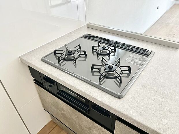 ◆1号棟◆三口ガスコンロでお料理が一気にはかどりそう