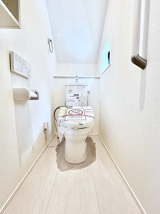 トイレは1階と2階それぞれに配置されていてとても便利です。