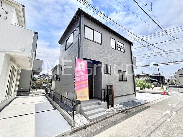 暮らしやすさと居心地の良さにこだわったシンプルで飽きのこないデザイン !
