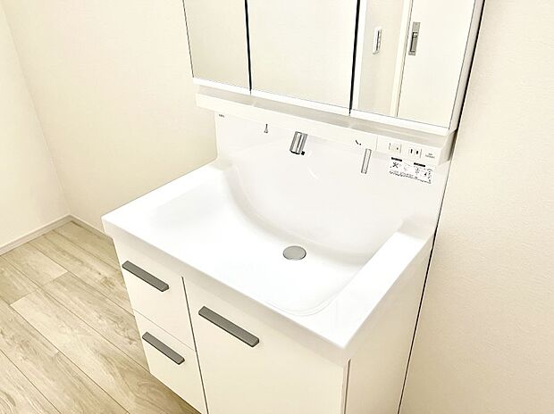 ◆2号棟◆ハンドシャワー付き!使いやすい洗面台。