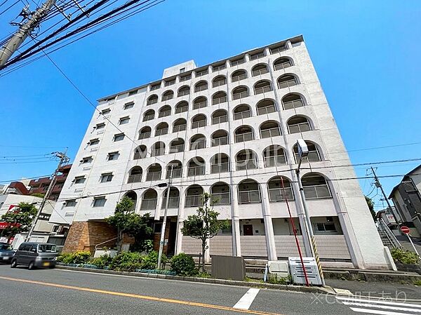 溢れる陽光でご家族の笑顔も輝く