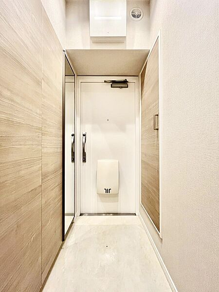 いつも気持ち良くご家族を迎えられる玄関収納付　