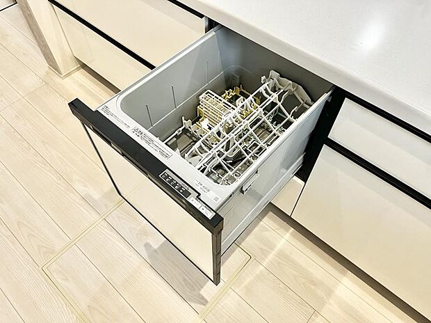 ◆1号棟◆面倒なお片づけは食洗機にお任せ!家事の負担が減って、時間にも気持ちにもゆとりができます。