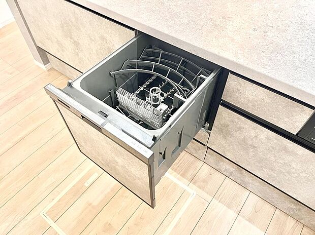 面倒なお片づけは食洗機にお任せ!家事の負担が減って、時間にも気持ちにもゆとりができます。