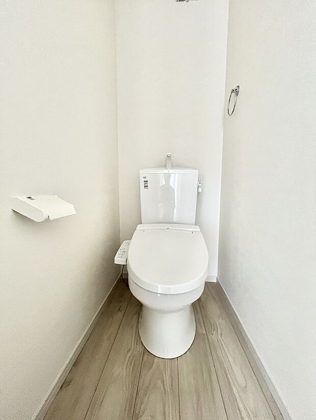 ウォシュレット付きトイレが1階と2階それぞれに配置されていてとても便利です。 