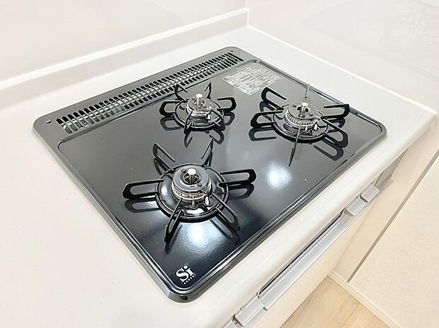 三口ガスコンロでお料理が一気にはかどりそう。  