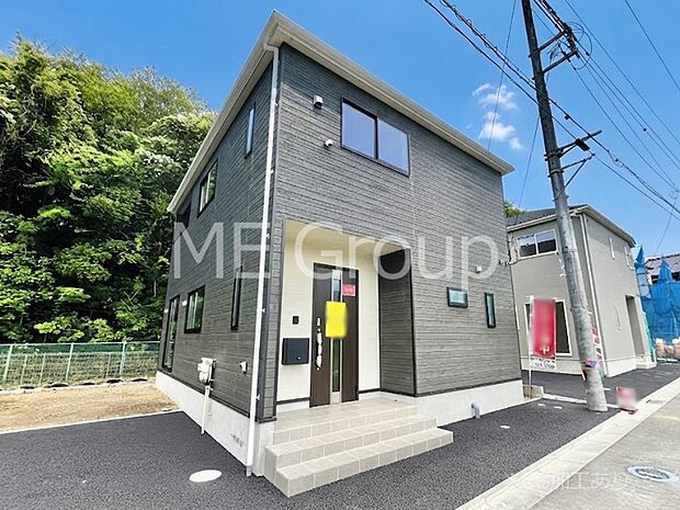 洗練された外観、上質な住空間が広がる室内は永く安心して過ごせる住居です。