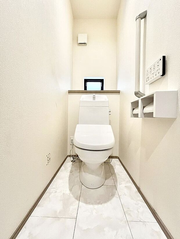 トイレは1階と2階それぞれに配置されていてとても便利です。 