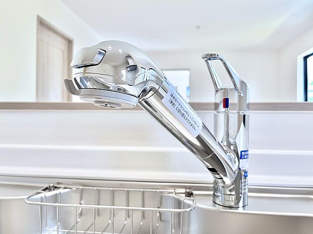 ◆A号棟◆いつでも清潔なおいしいお水を。一つの水栓で水道水と浄水を使い分け。