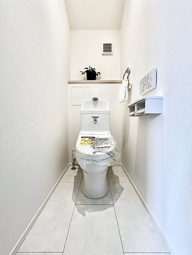 トイレは温水洗浄機能付き