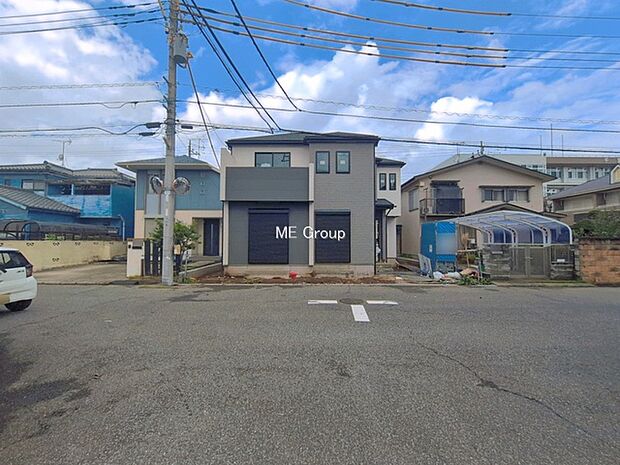 ◆B号棟◆～Exterior～　前面道路：南東 6m 公道　住宅地になっているので車量も少なく、静かな立地です。子育て環境も良好です♪♪周辺環境もあわせてご案内させて頂きます。