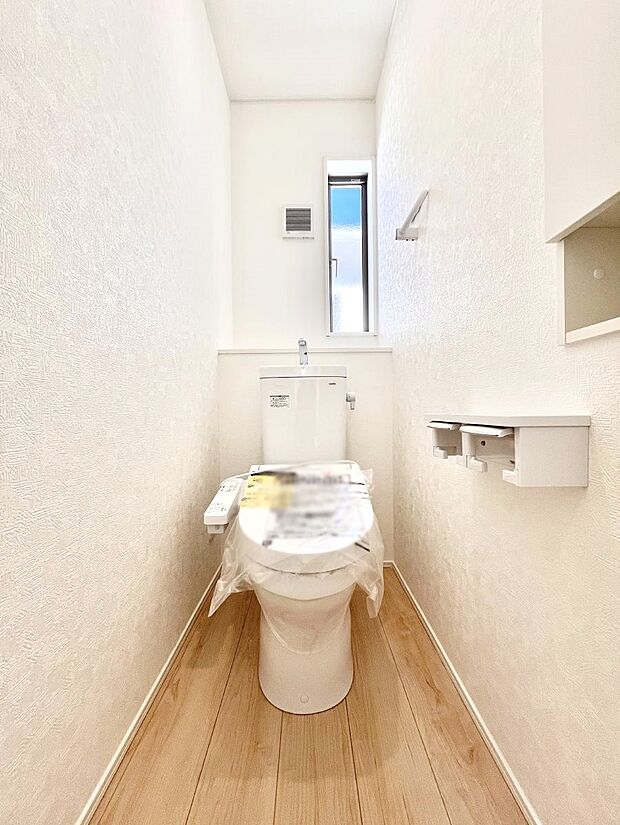 トイレは1階と2階それぞれに配置されていてとても便利です。 