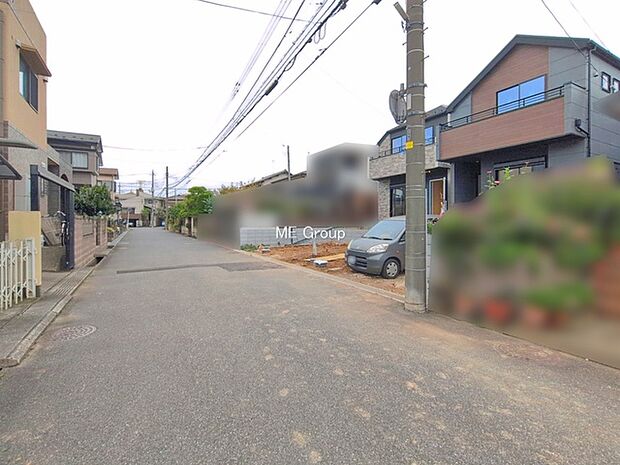 ~Exterior~ 前面道路: 南西 6m 公道 住宅地になっているので車量も少なく、静かな立地です。子育て環境も良好です♪♪周辺環境もあわせてご案内させて頂きます。