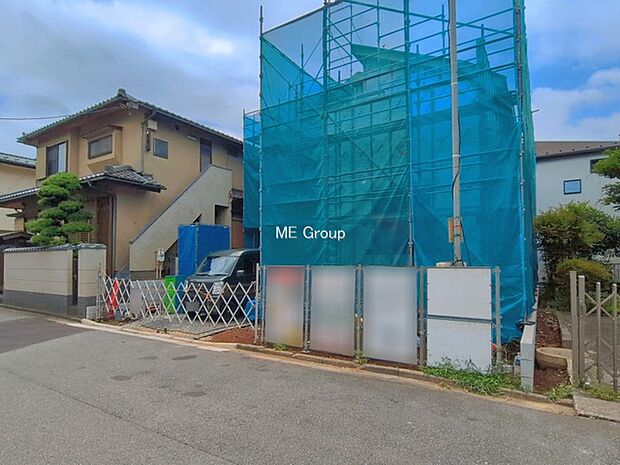 ~Exterior~ 閑静な住宅地で子育て家族に最適。緑に恵まれたエリアでお散歩も快適で、自然に包まれた穏やかな暮らしを叶える住環境です。緑の潤いを感じながらホッと過ごせそう。