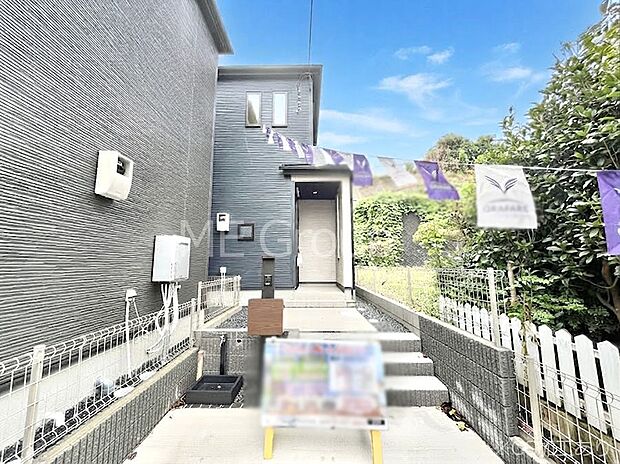 洗練された外観、上質な住空間が広がる室内は永く安心して過ごせる住居です。