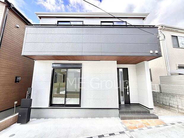 たっぷりの陽光と心地よい風が舞い込む住まい