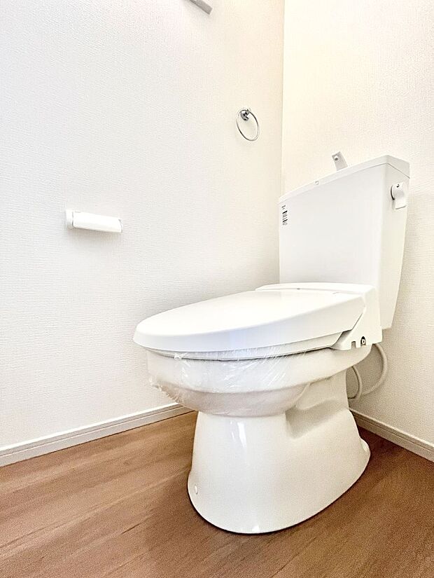 トイレは1階と2階それぞれに配置されていてとても便利です。