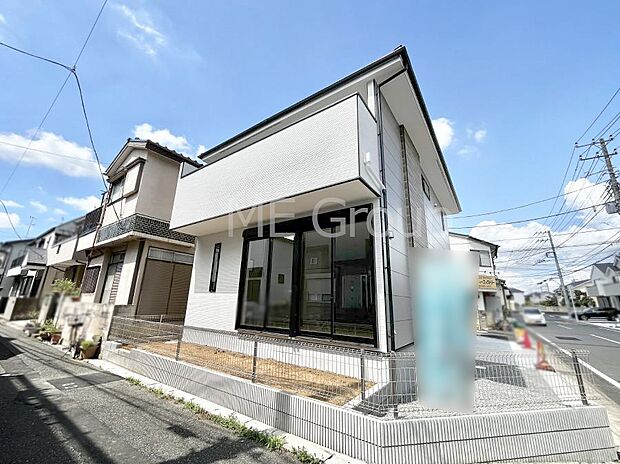 たっぷりの陽光と心地よい風が舞い込む住まい
