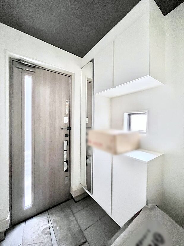 飾り棚を利用して、お越しいただくお客様をおもてなしできます。