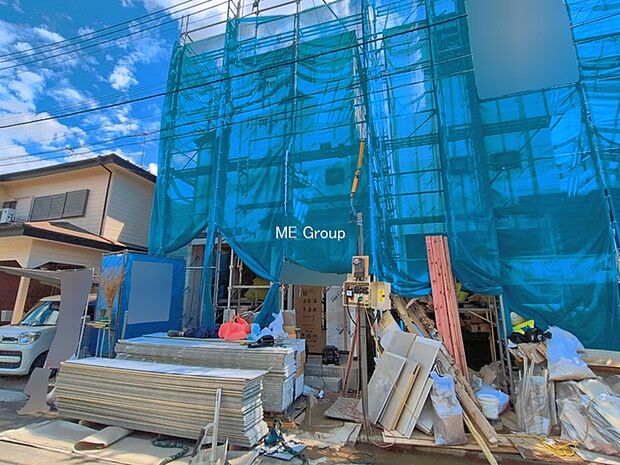 ◆B号棟◆~Exterior~ 一戸建ての大きなメリットは、自分達の「土地」を「自由に」使える事です。ガーデニングやDIY,車やバイクの趣味など様々な用途で利用できます。