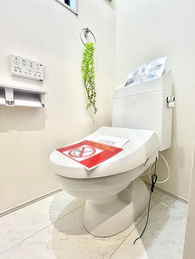 トイレは1階と2階それぞれに配置されていてとても便利です。 