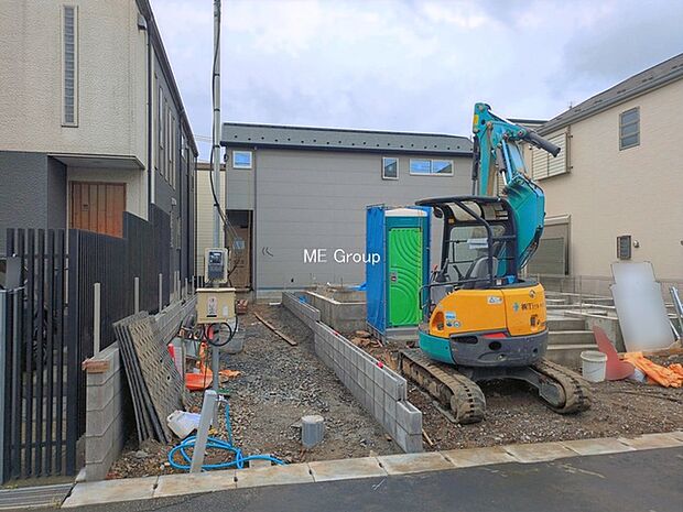 ~Exterior~ 閑静な住宅地は、伸び伸びスローライフを叶えてくれます。自然豊富な季節の移ろいを身近に感じられる環境で子育てすれば、お子様もきっと素直に成長してくれるはずです!
