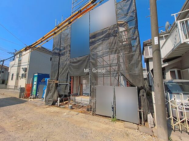 ~Exterior~ 忙しく過ぎゆく日常を置き去るほど、ゆったりした時間が流れる住環境。『快適』は「家」と「街」と「環境」が調和した時に訪れるだと改めて感じさせてくれます。