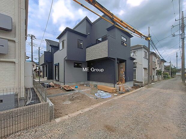 ~Exterior~ 忙しく過ぎゆく日常を置き去るほど、ゆったりした時間が流れる住環境。『快適』は「家」と「街」と「環境」が調和した時に訪れるだと改めて感じさせてくれます。