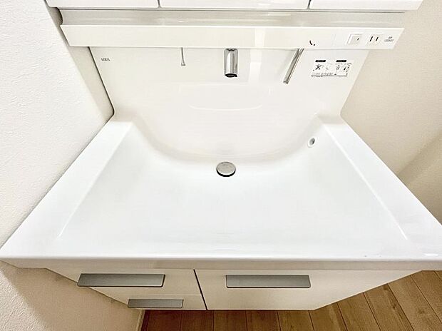 ◆2号棟◆ハンドシャワー付き!使いやすい洗面台。