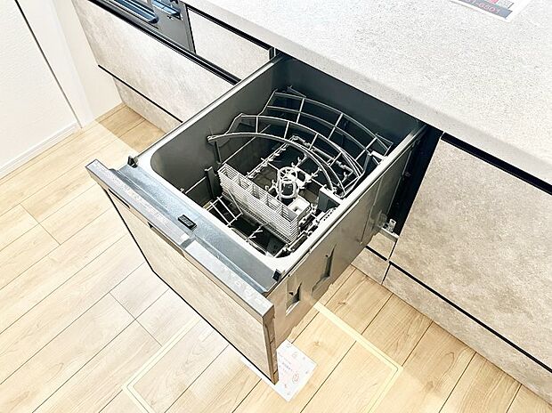面倒なお片づけは食洗機にお任せ!家事の負担が減って、時間にも気持ちにもゆとりができます。