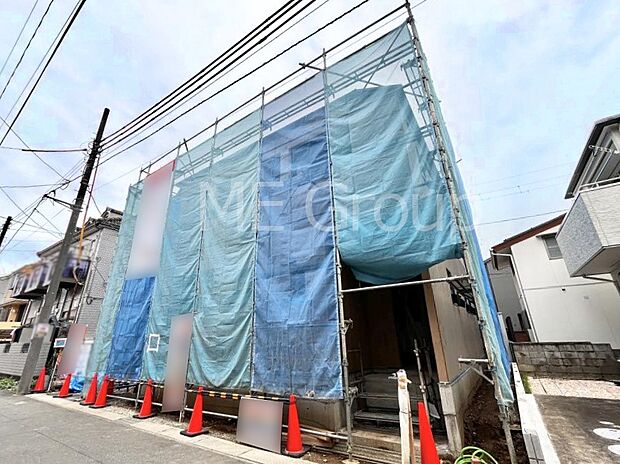 ~Exterior~ 閑静な住宅地で子育て家族にピッタリ。 毎日のお散歩も快適な緑に恵まれたエリアで、自然に包まれた穏やかな暮らしを実現するための、ゆとりある住環境が整っています。
